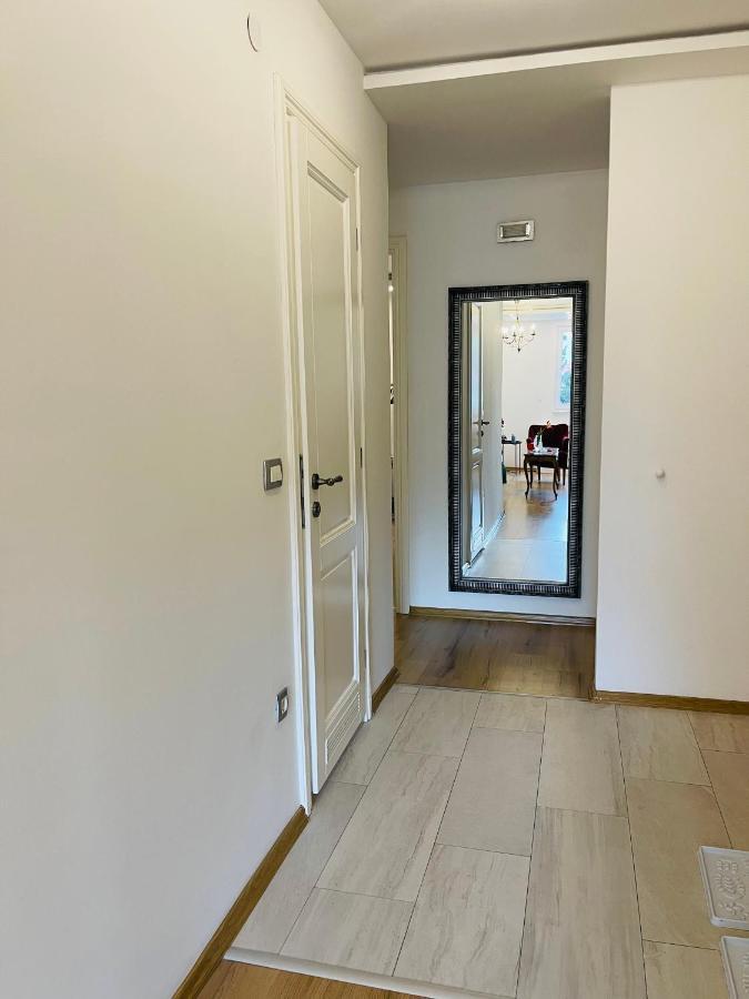 Apartman Centar Sa Sigurnim Parkingom SJJ Eksteriør billede